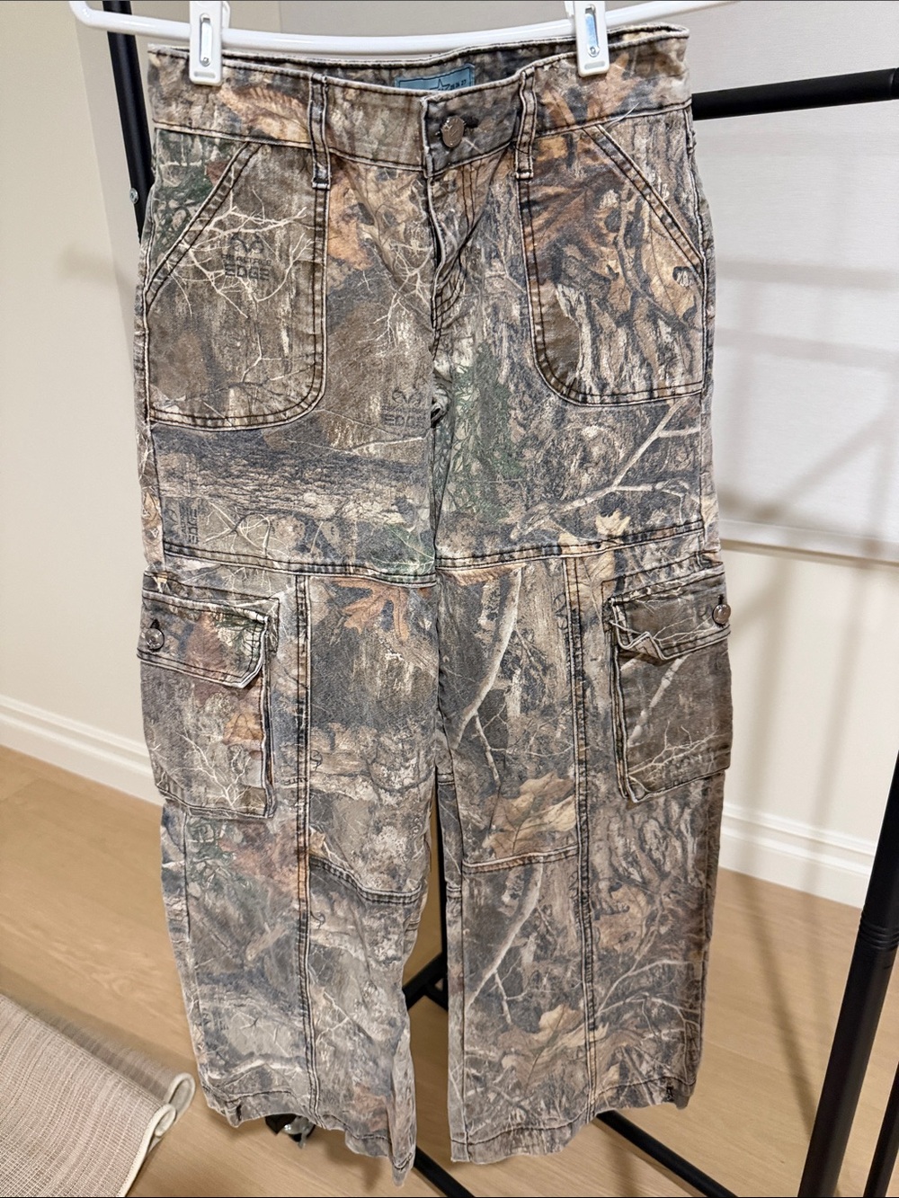 Wide Leg Cargo Pants in Realtree Camo - Women